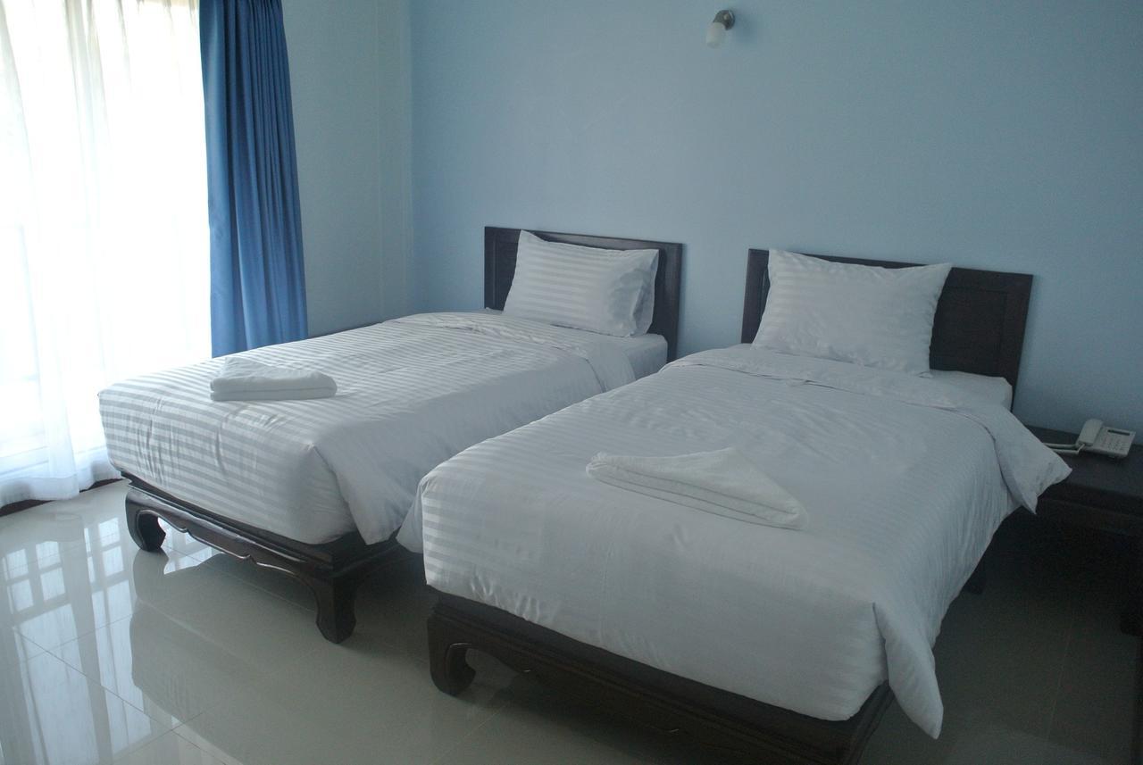 Baan Duangkamol Hotell Phitsanulok Eksteriør bilde